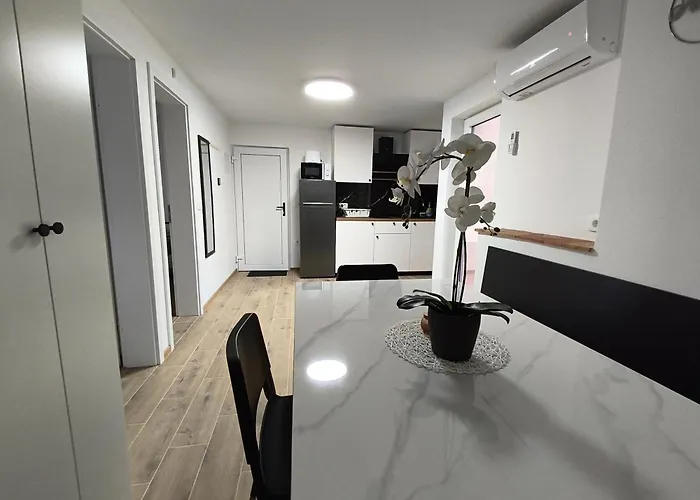 Azzuro Apartment Koper